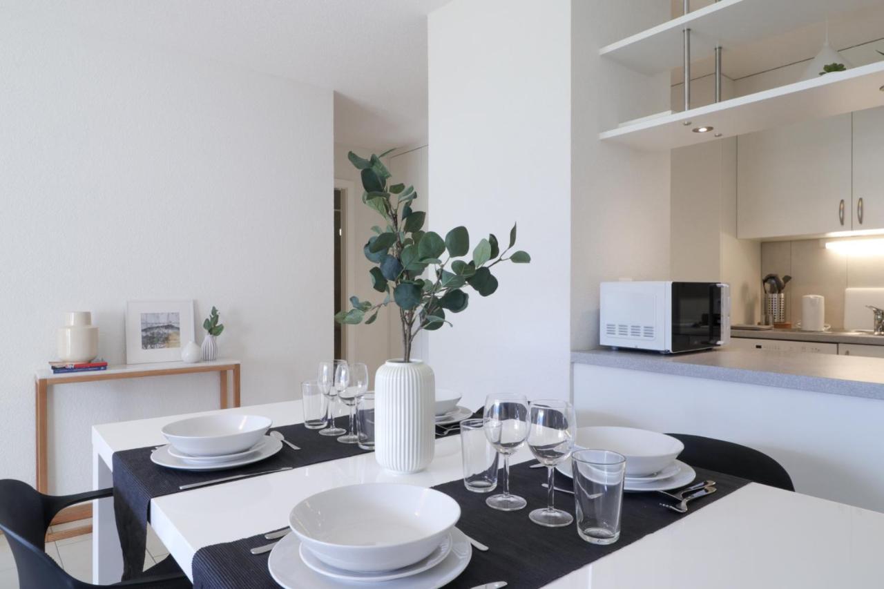 Modern Apartment Close To Martigny Train Station Exterior photo