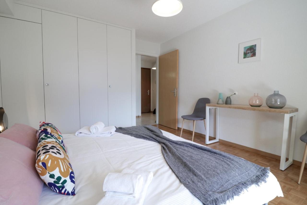 Modern Apartment Close To Martigny Train Station Exterior photo